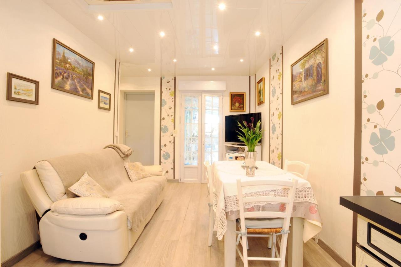 Pavillon Clara Flor Βίλα Prades  Εξωτερικό φωτογραφία